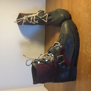 New Free People Showdown Black Leather & Burgundy Suede Combat Boots Eur 41